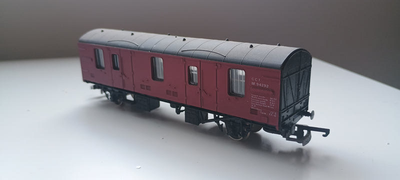 Lima 305626 LMS Red Horsebox