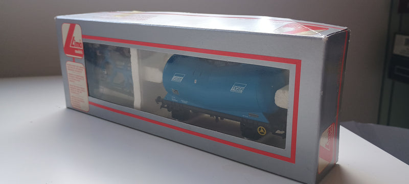 Lima 305608 Tiger Cement Wagon