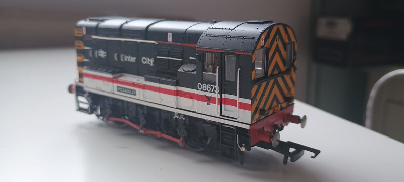 Hornby R3490 Class 08 Diesel Intercity Livery No. 08673