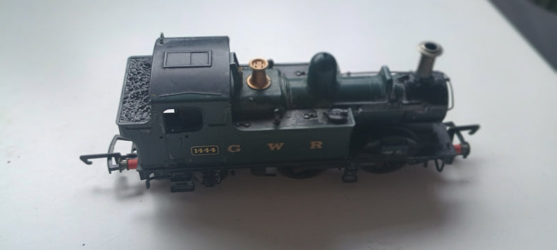 Hornby R2026C GWR Green 0-4-2T Class 14xx No. 1444