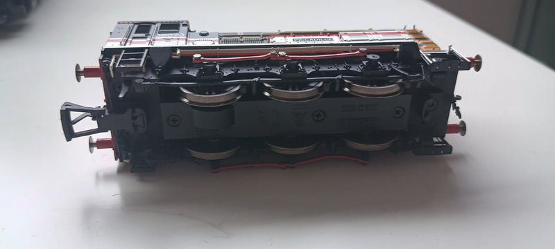 Hornby R3490 Class 08 Diesel Intercity Livery No. 08673