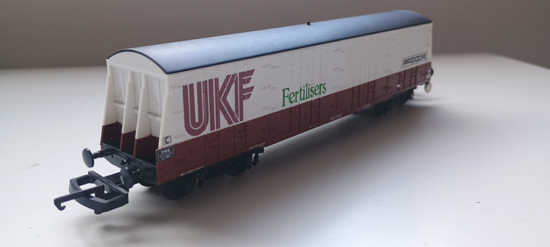 Lima L305662W UKF 82 Ton Procor Bogie Freight Wagon