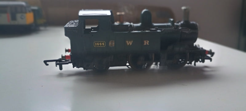 Hornby R2026C GWR Green 0-4-2T Class 14xx No. 1444