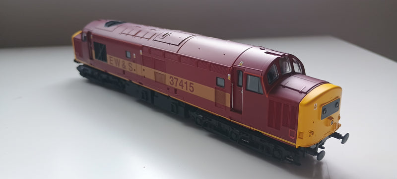 Vitrains V2074 Class 37 EWS Livery No. 37415