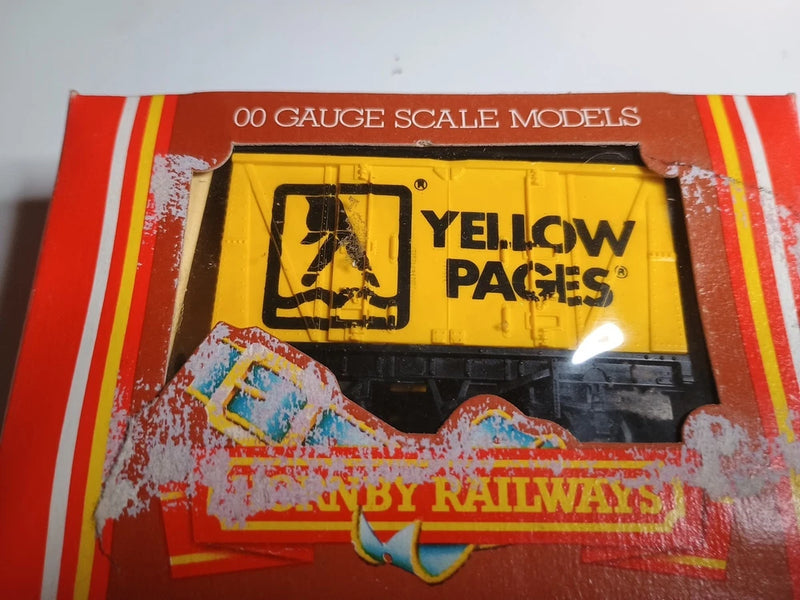 Hornby Rake Of 5 Boxed Closed Wagons OO Gauge R018, R042, R063, R127 & R722