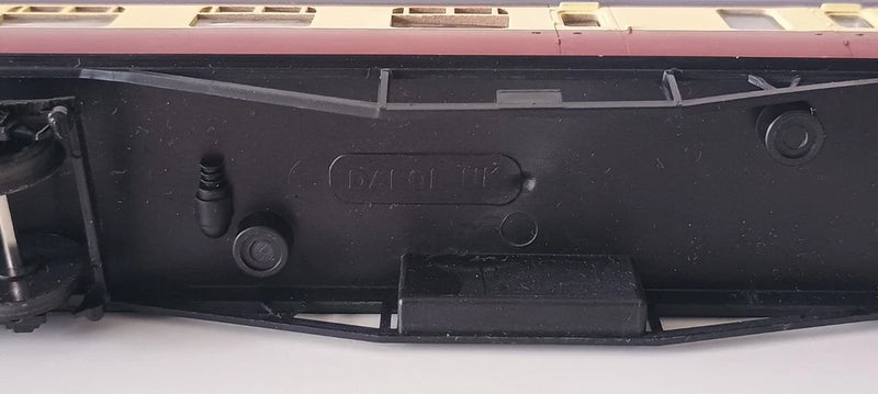 Dapol 4P-010-03657ft Stanier Corridor Brake BR Carmine/Cream M5566M Unboxed