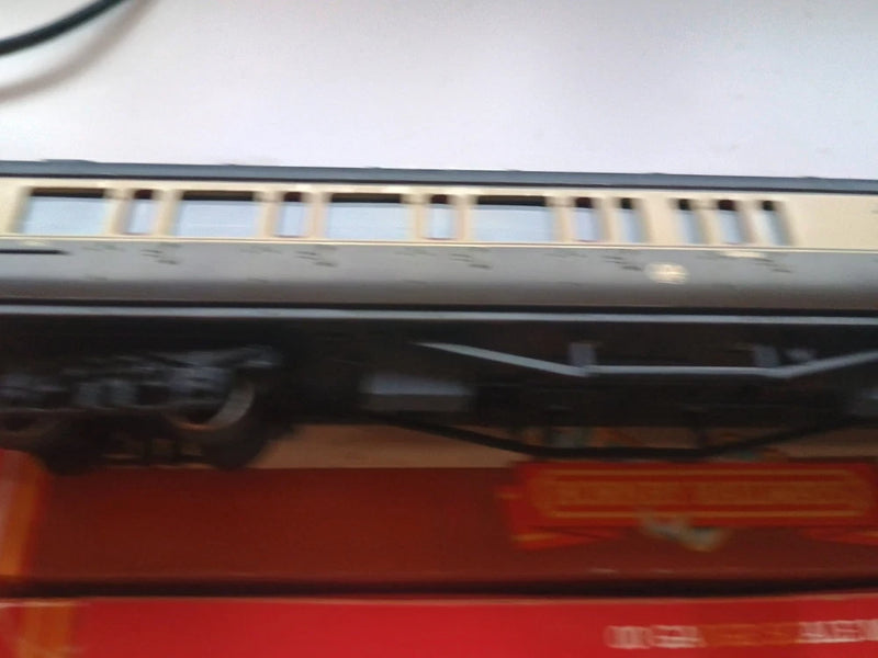 Hornby Rake Of 3 GWR Composite Coaches Chocolate/Cream 2 x R456 & 1 x R457 Brake