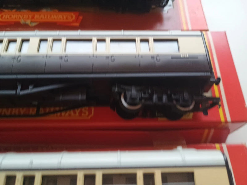 Hornby Rake Of 3 GWR Composite Coaches Chocolate/Cream 2 x R456 & 1 x R457 Brake
