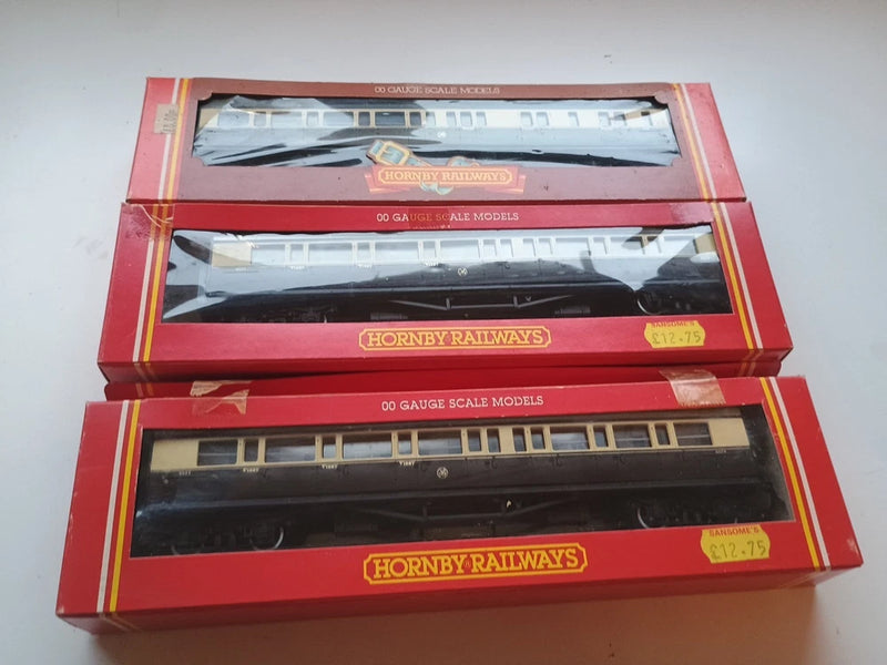 Hornby Rake Of 3 GWR Composite Coaches Chocolate/Cream 2 x R456 & 1 x R457 Brake