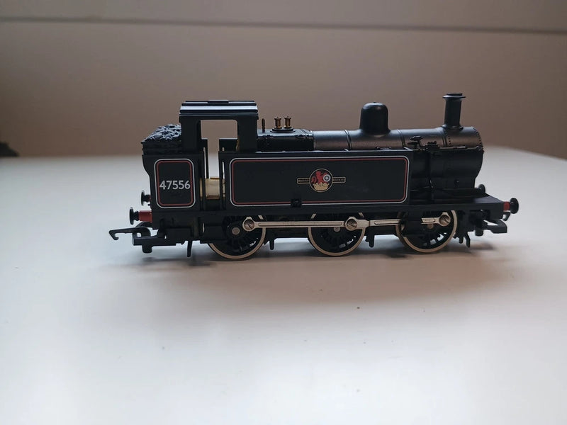 Hornby R053 BR Black 0-6-0T Class 3f Jinty Loco 47556 Boxed OO Gauge
