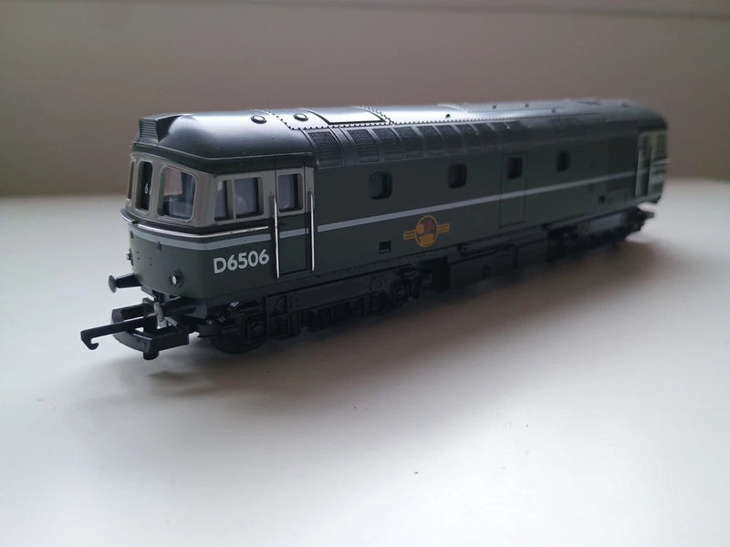 Lima 205129 BR Class 33 D6506 in BR Green Livery Boxed OO Gauge.