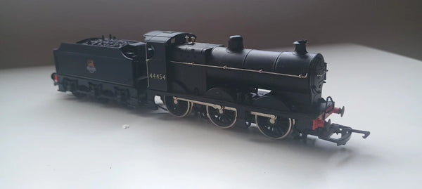 Airfix GMR 54123-9 Fowler BR (LMS Class 4F 0-6-0) 44454 in BR Black, Early Crest