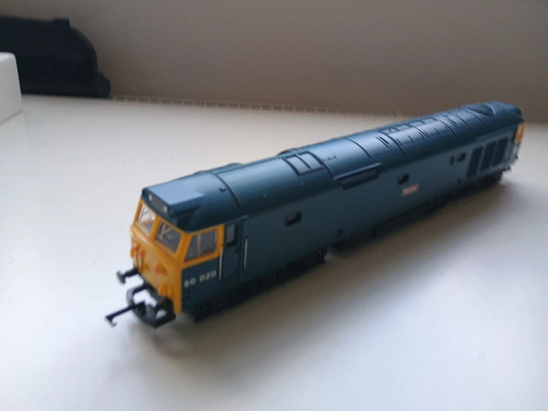 Lima 205141 BR Class 50 No  50020 BR Blue Livery Revenge Boxed