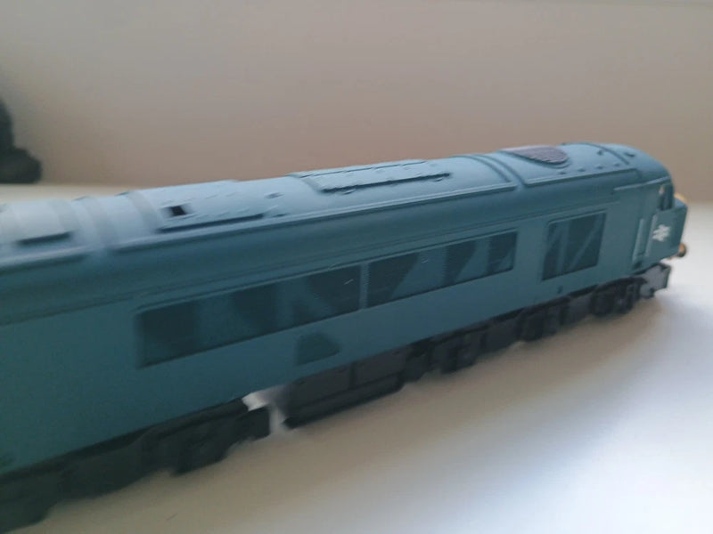 Bachmann 31-075 Class 46 Peak Diesel 46026 Leicestershire & Derbyshire Yeomanry