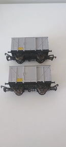 Dapol B527 Rake Or 2 x LMS 12 ton Vent Fruit Wagons No. 511246 Unboxed.