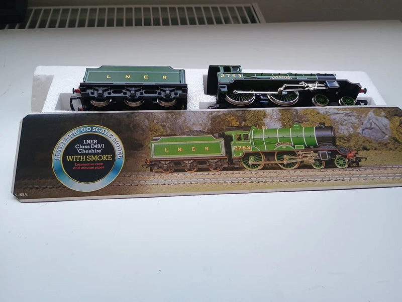 Hornby Railways R378 LNER Class D49/1 Locomotive Cheshire With Smoke,  Boxed