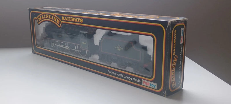 Mainline 37-062 BR Jubilee Steam Loco 4-6-0 No 45691 BR Lined Green New & Boxed