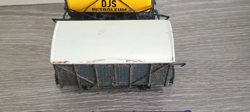 Hornby Rake of 3 OO Gauge Mixed Wagons Open Wagon, Tanker & a Vent Van Unboxed.