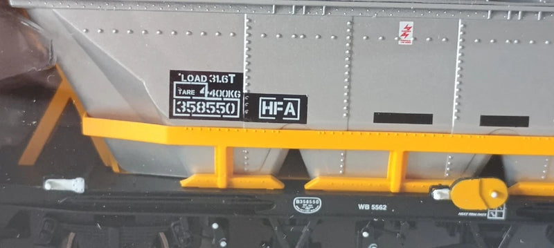 Hornby R60067 Triple Pack BR Coal Sector HFA Hopper Wagons New in Box OO Gauge