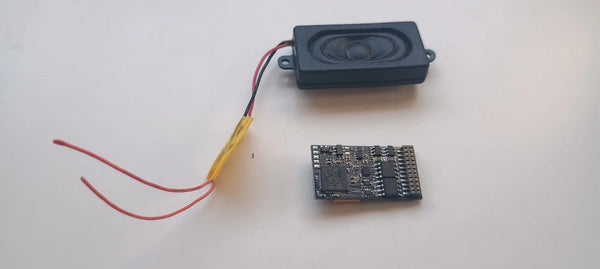 ESU Loksound V4  21 pin DCC Sound Decoder & Speaker Class 55 Deltic Sound File