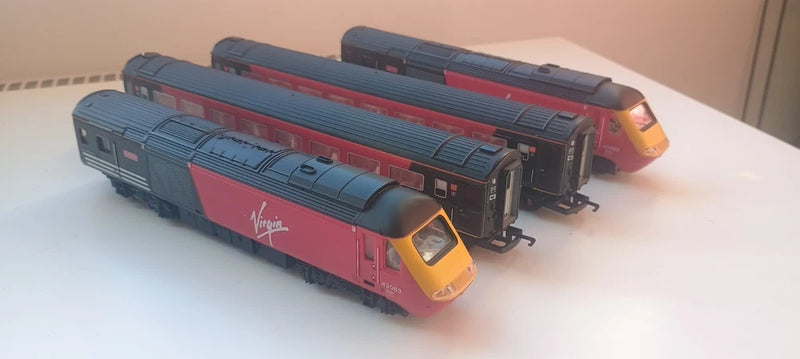 Hornby R2045 Virgin Trains 125 High Speed Train Pack Boxed VGC HST Virgin Livery