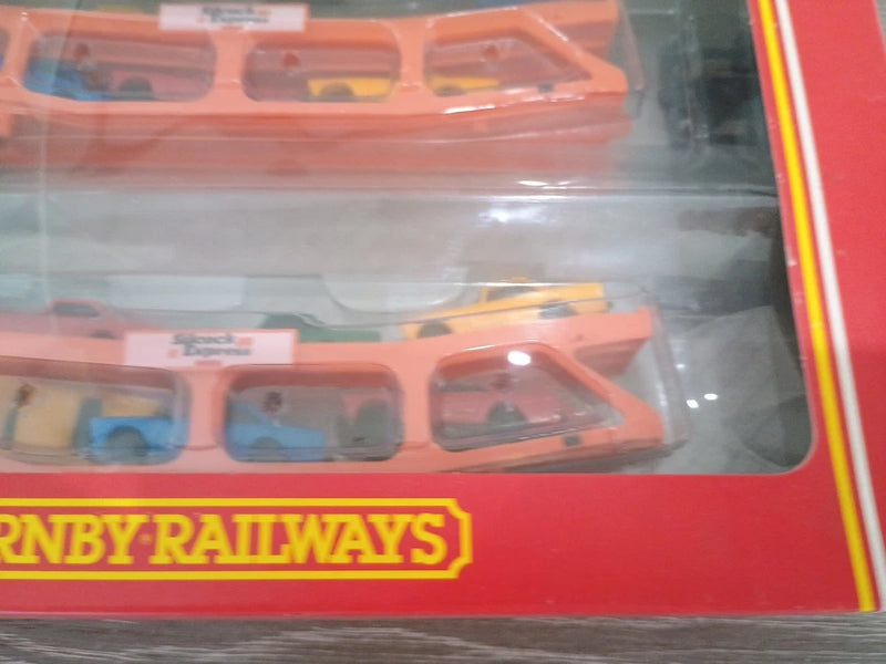 HORNBY R666 Motorail Cartic Car Carrier with Sunbeam Alpine Cars-Silcock Express