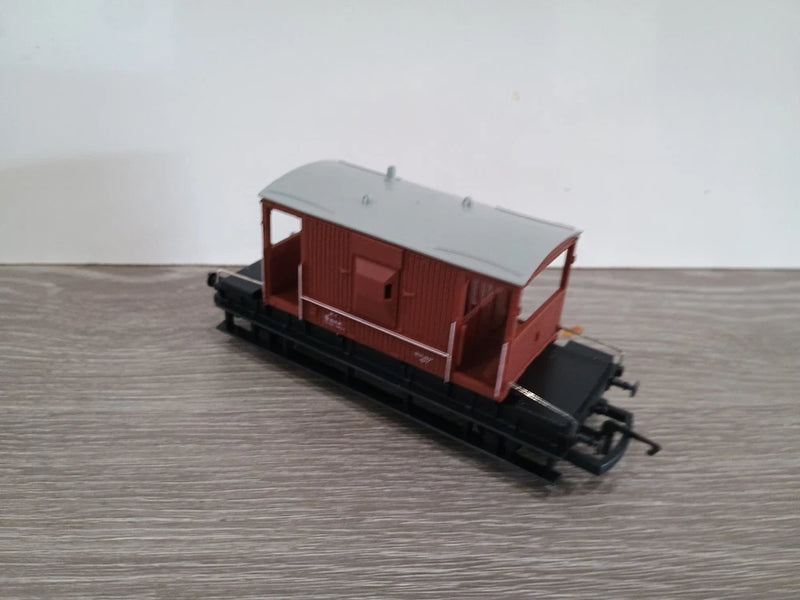 Hornby OO Gauge R030 B.R. 20T Brake Van No. B951480 New & Boxed
