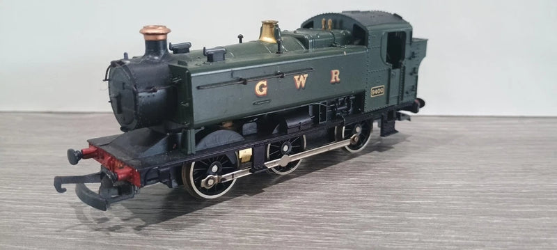 Lima L205117 Class 94xx 0-6-0T 9400 in GWR Green OO Gauge locomotive Boxed