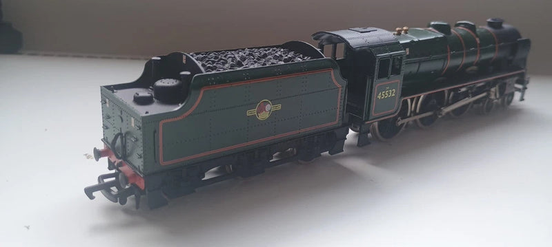 Mainline BR Patriot Steam Loco/Tender 4-6-0 No 45532 in BR Lined Green Unboxed.