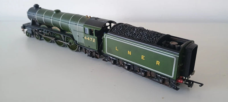 Hornby OO LNER 4-6-2 Class A1 'Flying Scotsman' DCC Sound Lightly Weathered U/B
